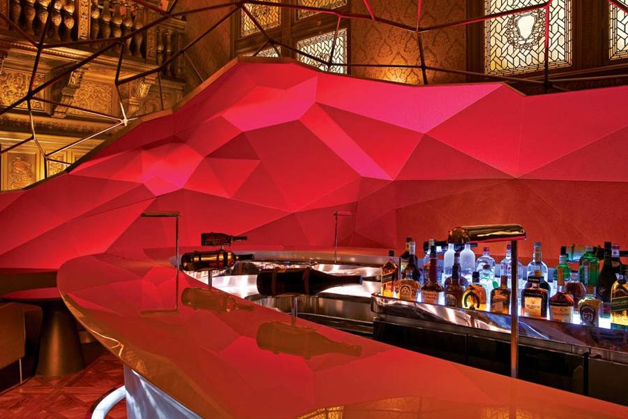 image custom oval backbar equipment at New York Palace Hotel